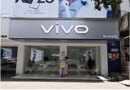 芒市}做一个门店面广告招牌需要多少钱？