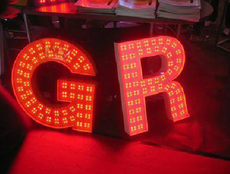 芒市LED发光字常见的安装误区。